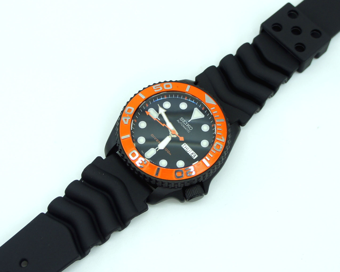 Vintage Seiko skx007 Graphite black Cerakote rubber strap 42mm Seikomod