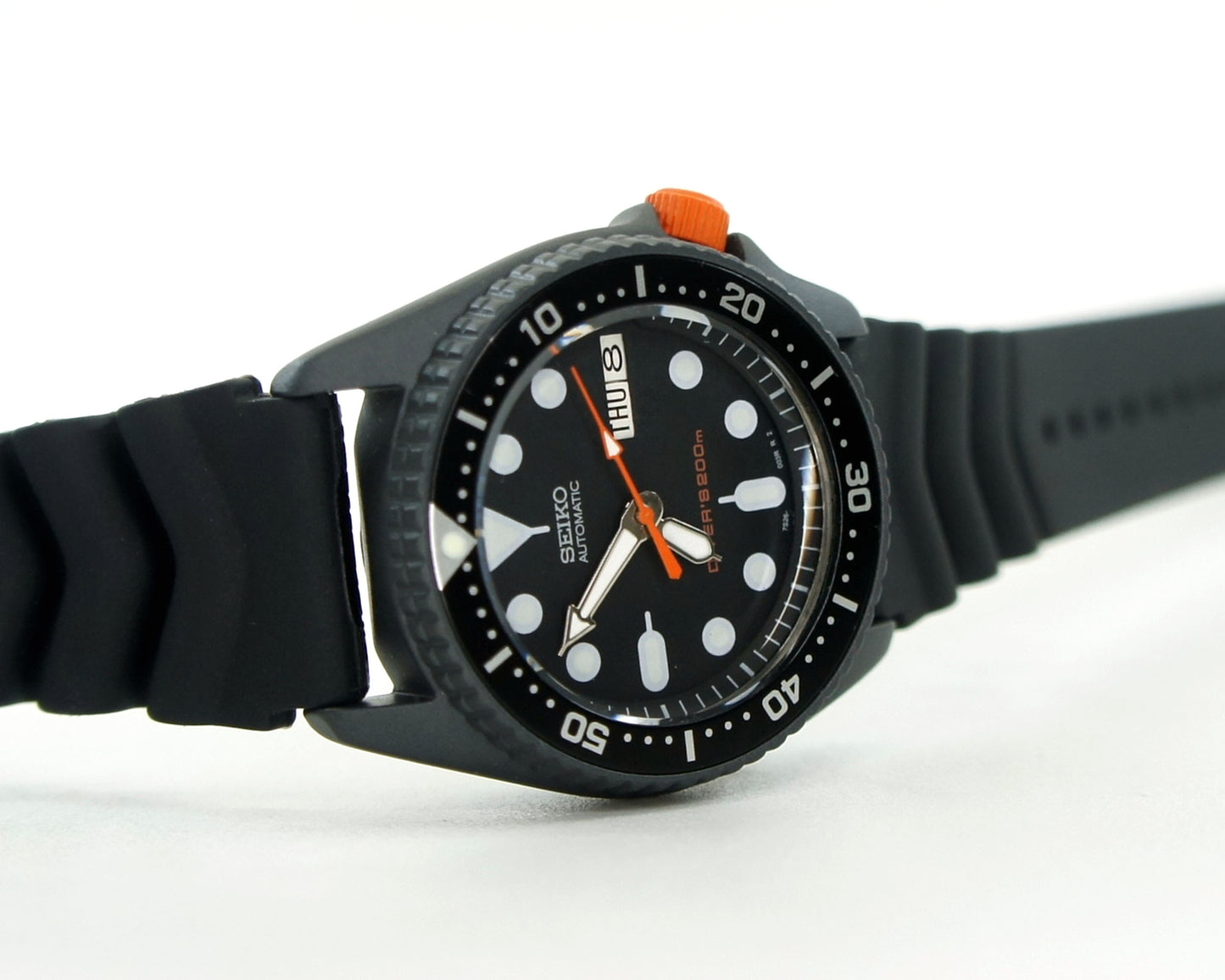 Seiko mod skx013 black dial 2 FREE rubber strap 38mm seiko mechanical watch summer watch